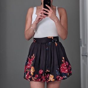 Floral mini skirt